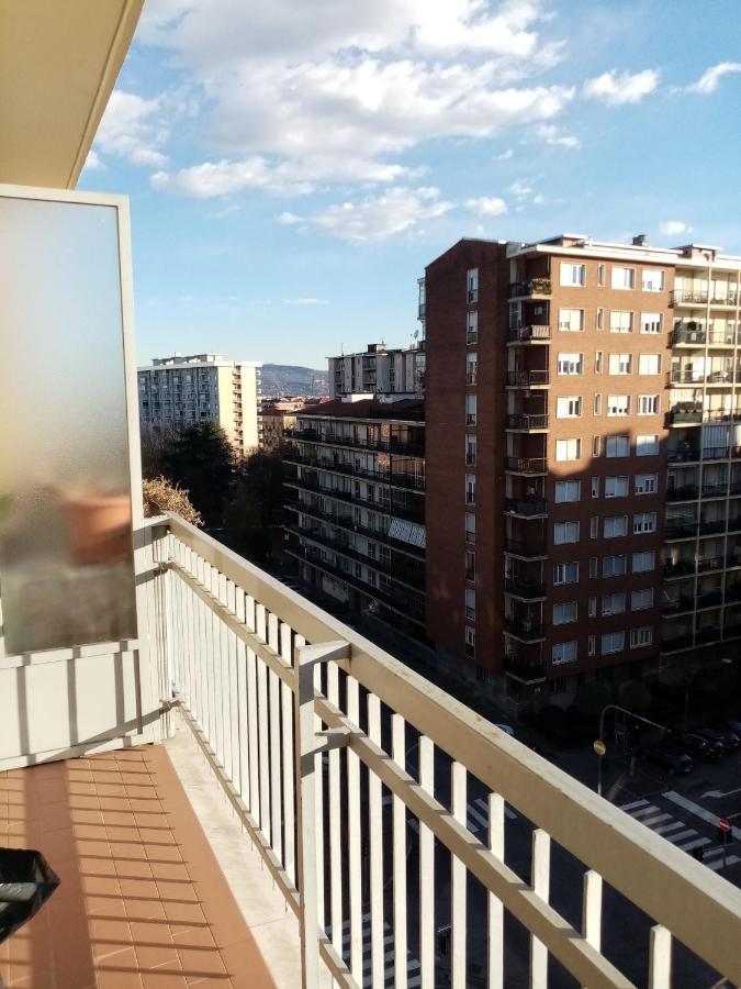 Bruno Turin Apartment Near The Metro Collegno Exterior photo