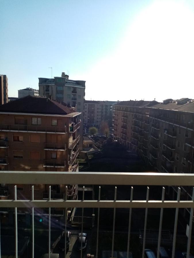 Bruno Turin Apartment Near The Metro Collegno Exterior photo